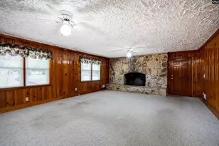 215 Castle Dr, West Columbia, SC 29169 - Photo 15