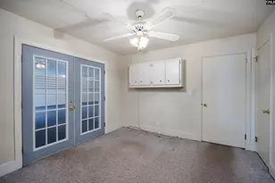 215 Castle Dr, West Columbia, SC 29169 - Photo 37