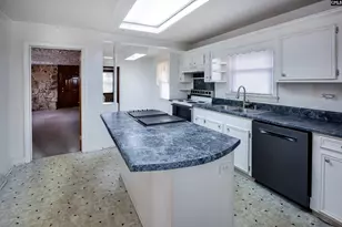 215 Castle Dr, West Columbia, SC 29169 - Photo 21