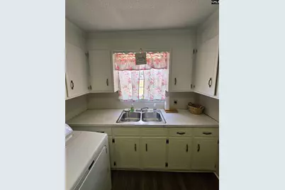 155 S East Ave, Leesville, SC 29070 - Photo 27