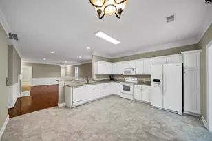 144 Hamilton Park Dr, Irmo, SC 29063 - Photo 9