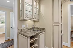 3918 Rockbridge Rd, Columbia, SC 29206 - Photo 9