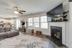 1604 Green Branch Cir, Lugoff, SC 29078 - Photo 15