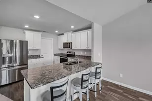 713 Sapodilla Ln, Gilbert, SC 29054 - Photo 5