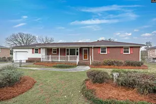 816 Seay Dr, West Columbia, SC 29170 - Photo 1