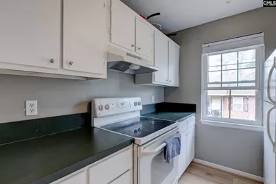 528 Wimbledon Court, Columbia, SC 29210 - Photo 5