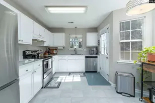 18 Old Tree Ct, Irmo, SC 29063 - Photo 9