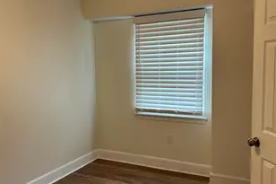 2002 Greene St, Columbia, SC 29205 - Photo 9