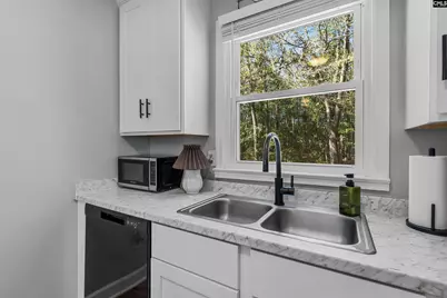 527 Amick Street, West Columbia, SC 29169 - Photo 9