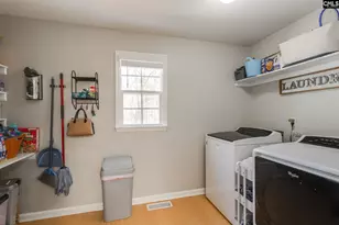 1337 Sunnyhill Dr, Camden, SC 29020 - Photo 15