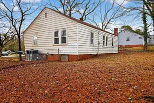 325 Merideth Cir, Spartanburg, SC 29306 - Photo 11