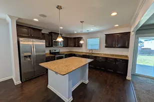 13 Lillie Ln, Elgin, SC 29045 - Photo 3