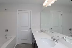 219 Laurinton Farms Dr, Hopkins, SC 29061 - Photo 15