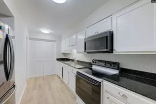 2036 Watermark Pl, Columbia, SC 29210 - Photo 11