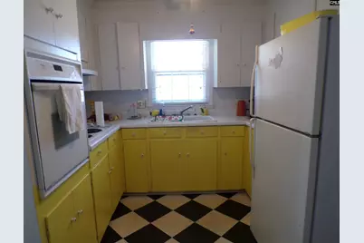 120 Bradley Avenue, Bishopville, SC 29010 - Photo 9