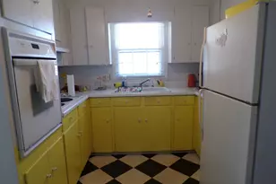 120 Bradley Ave, Bishopville, SC 29010 - Photo 9