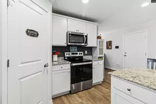 206 Carriagebrook Cir, Camden, SC 29020 - Photo 13