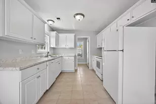 628 Burnside Dr, Columbia, SC 29209 - Photo 11