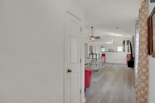 1025 Congaree Pointe Dr, Columbia, SC 29209 - Photo 3