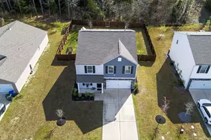 209 Carriagebrook Cir, Camden, SC 29020 - Photo 5