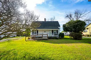 2032 Piedmont St, Newberry, SC 29108 - Photo 3