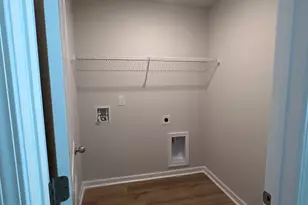 1031 Pineland Dr, Columbia, SC 29203 - Photo 3