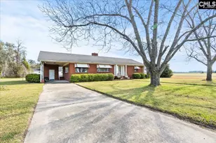 2013 Maple Dr, Hartsville, SC 29550 - Photo 1