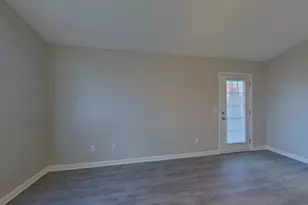 255 Legend Oaks Dr, Columbia, SC 29229 - Photo 3