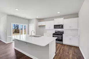 437 Leathertree Ln, Blythewood, SC 29016 - Photo 3