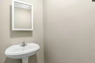 715 W Dekalb St, Camden, SC 29020 - Photo 33