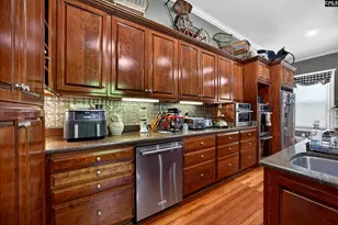 121 N Dew St, Latta, SC 29565 - Photo 25