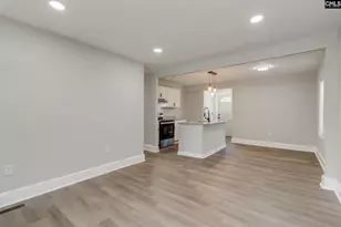 165 Whiteside Cir, West Columbia, SC 29169 - Photo 3