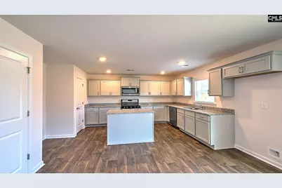 605 Edgetree Drive, Hopkins, SC 29061 - Photo 7