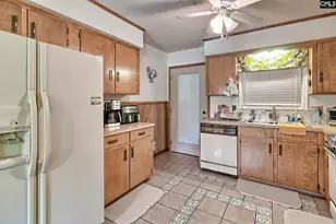 1802 D Ave, West Columbia, SC 29169 - Photo 11