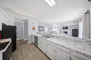 3402 Landmark Dr, Sumter, SC 29154 - Photo 9