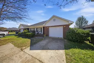 3402 Landmark Dr, Sumter, SC 29154 - Photo 3