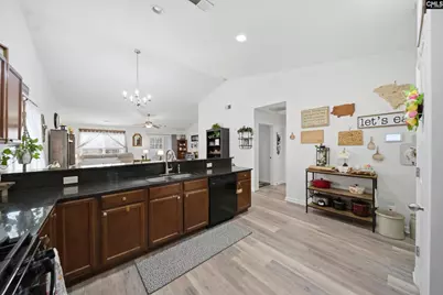 133 Graceland Court, Swansea, SC 29160 - Photo 5