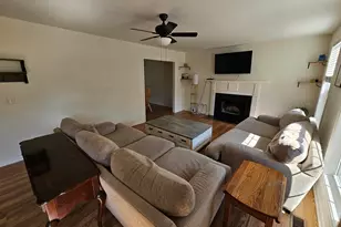 136 Charles Towne Ct, Columbia, SC 29209 - Photo 7