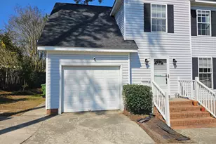 136 Charles Towne Ct, Columbia, SC 29209 - Photo 5