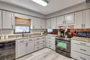 326 Townes Rd, Columbia, SC 29210 - Photo 21