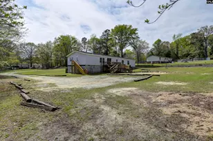 60 Maple Ln, Newberry, SC 29108 - Photo 5