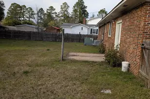 1203 W Sharon Ave, Marion, SC 29571 - Photo 5