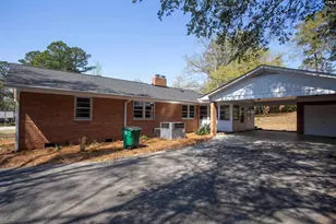 1110 Roberts St, Camden, SC 29020 - Photo 3