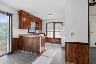 121 Gatlin Dr, Hopkins, SC 29061 - Photo 9