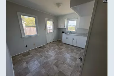 228 Pecan Drive, Cheraw, SC 29520 - Photo 3