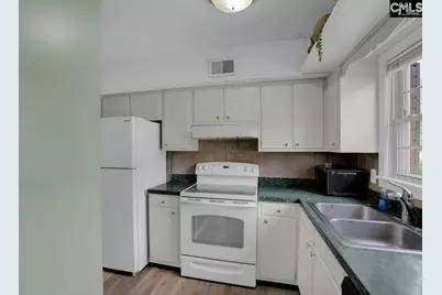 3700 Bush River Road F4, Columbia, SC 29210 - Photo 9