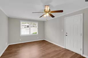 1005 Dogwood Ave, Elgin, SC 29045 - Photo 5