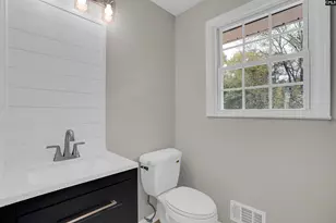 1005 Dogwood Ave, Elgin, SC 29045 - Photo 19