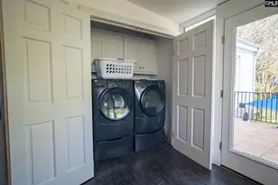 2744 Trenholm Rd, Columbia, SC 29204 - Photo 15