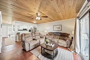 301 Harbor Heights Dr 20D, Lexington, SC 29072 - Photo 7